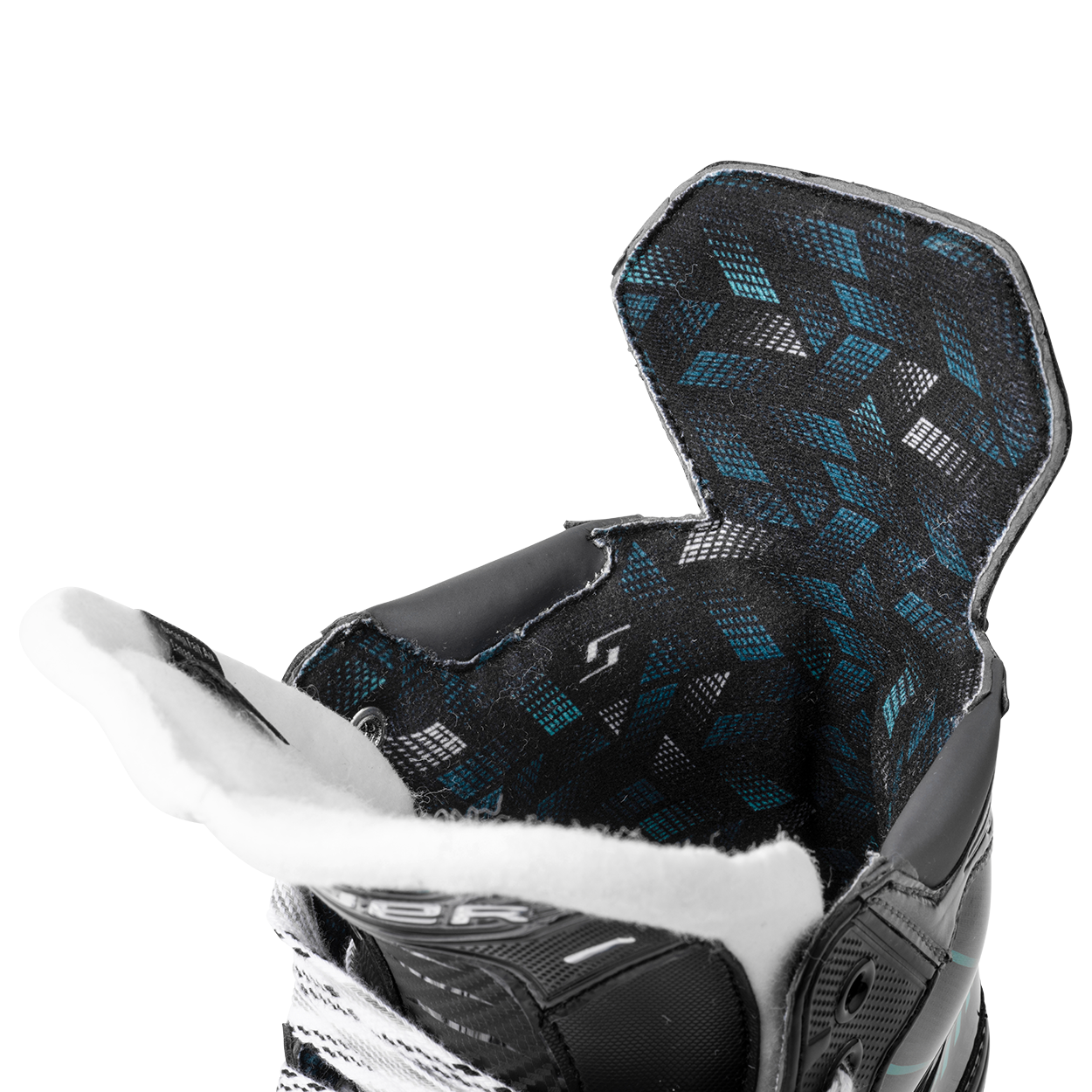 Brusle BAUER S26 SUPREME F30 SKATE-INT (1066817)