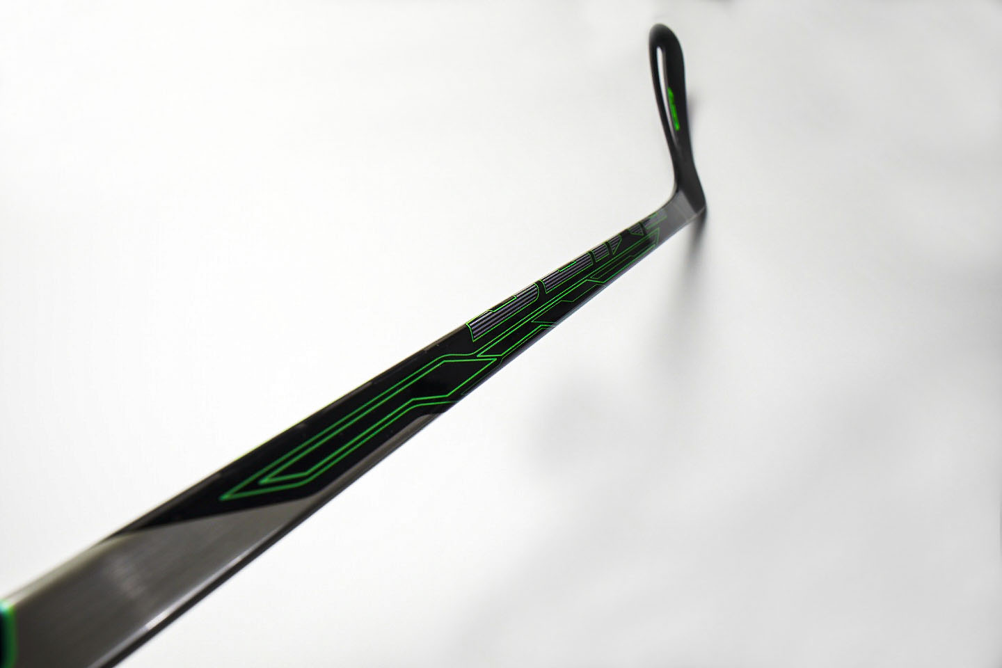 Hůl BAUER S22 NEXUS SLING GRIP STICK SR - 87 (1059022)