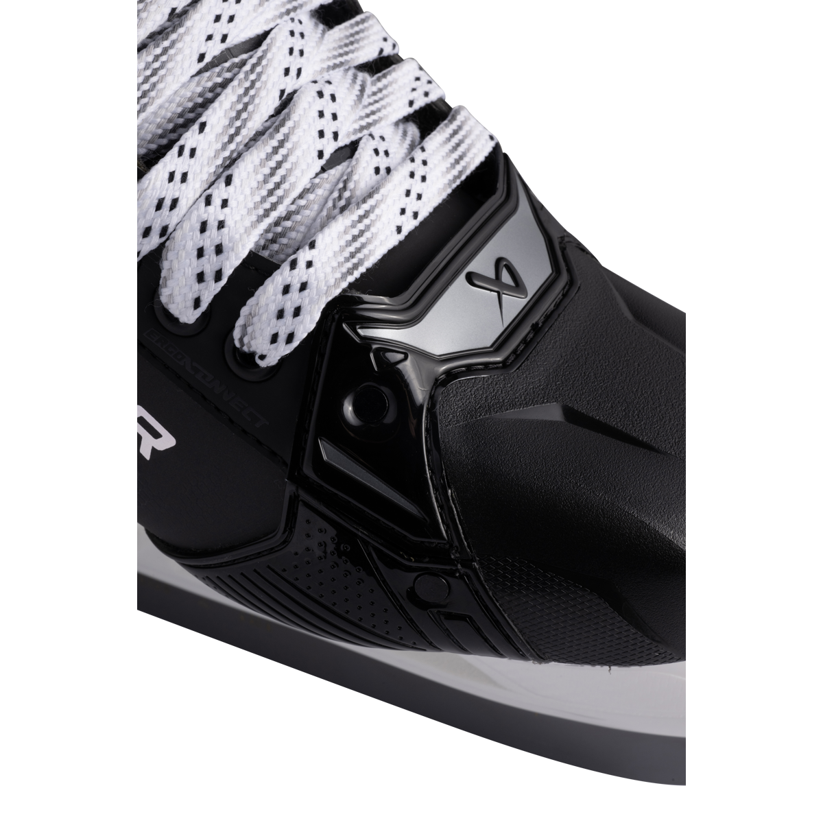 Brusle BAUER S24 TI SUPREME SHADOW SKATE-INT (1063590)