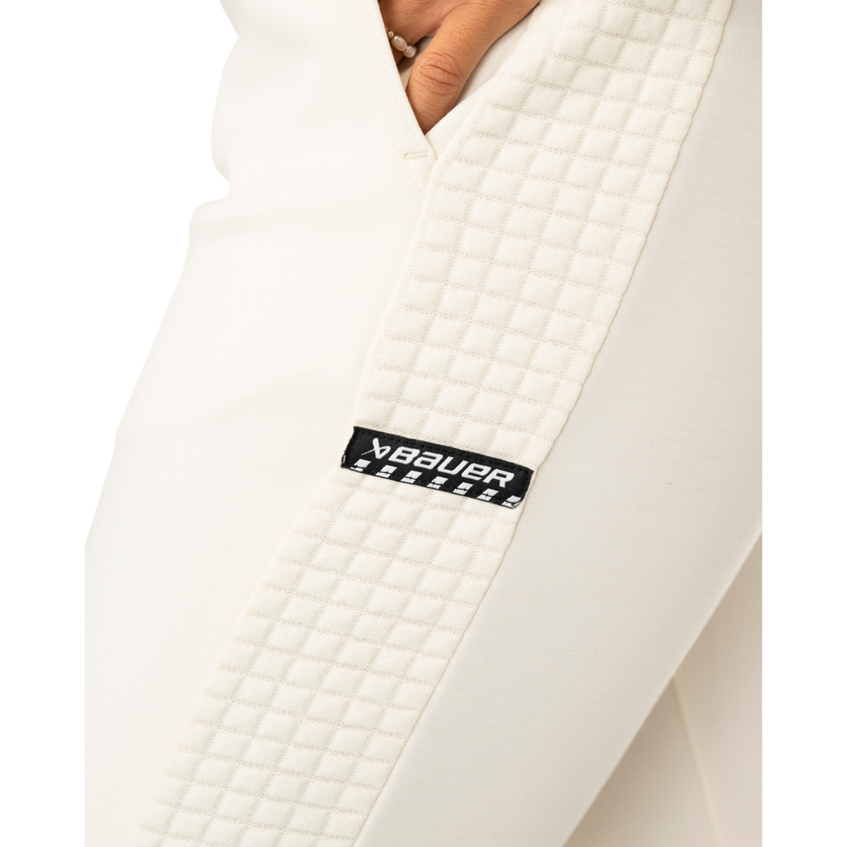 Kalhoty BAUER S25 QUILTED FLEECE JOGGER-WM-CREAM (1065915)