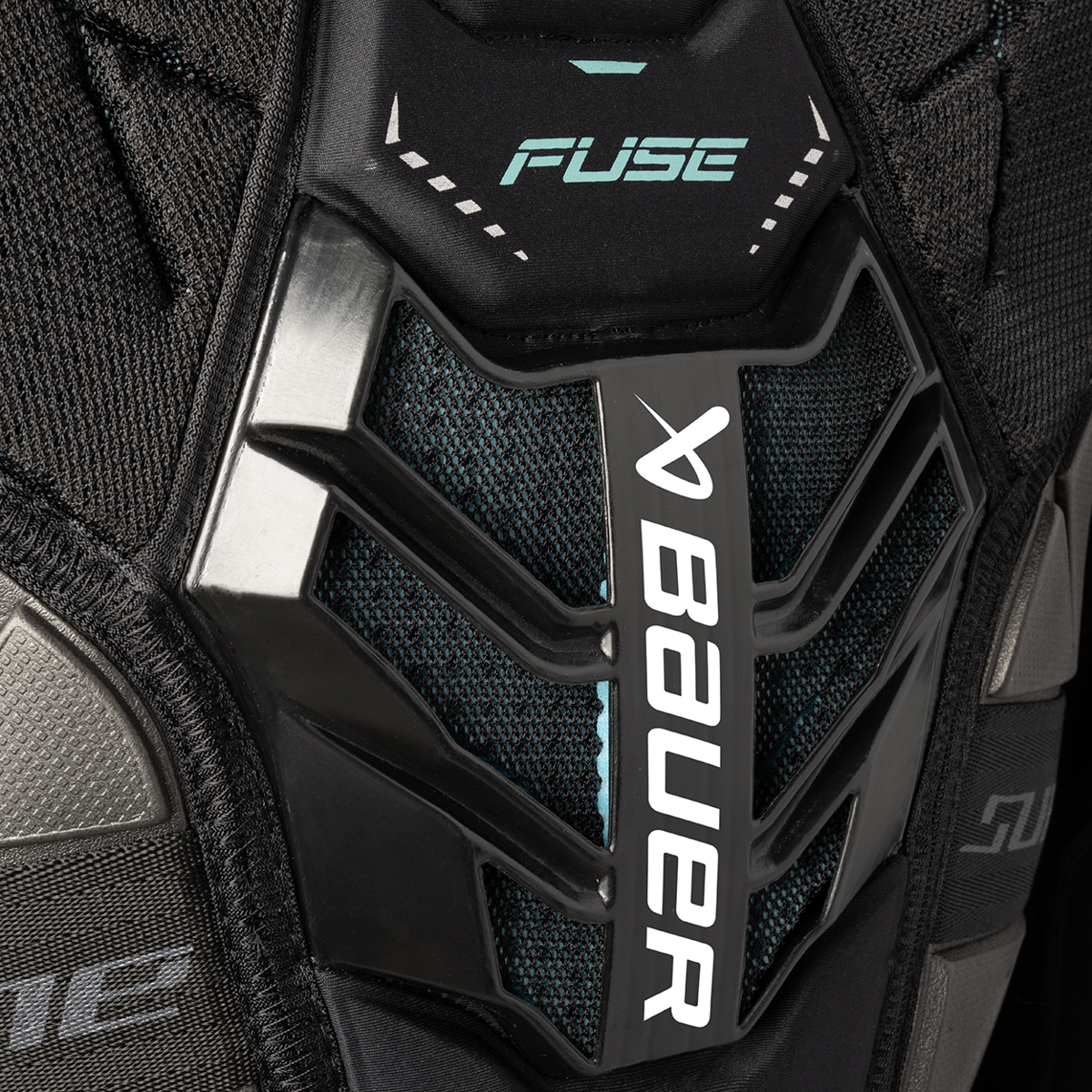 Ramena BAUER S26 SUPREME FUSE SHOULDER PAD-INT (1067134)
